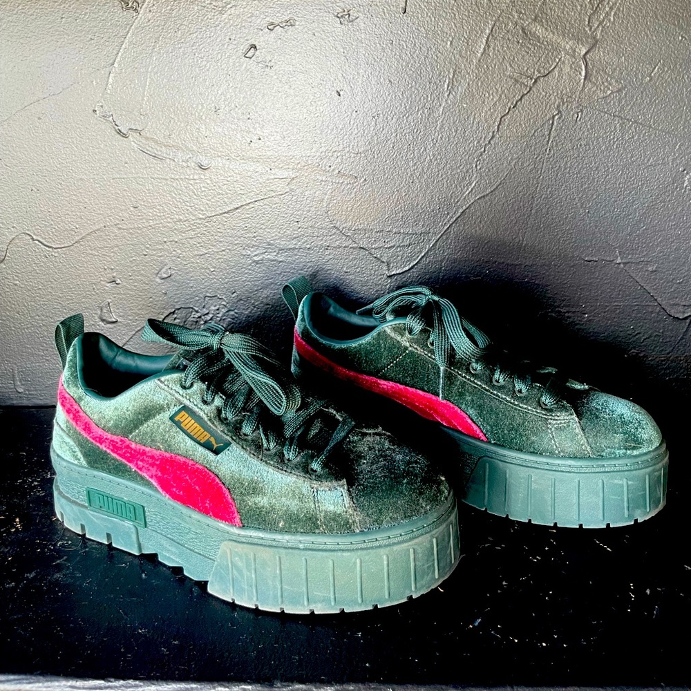 Puma green velvet platform mayze shoe . Only worn once . Perfect condition .